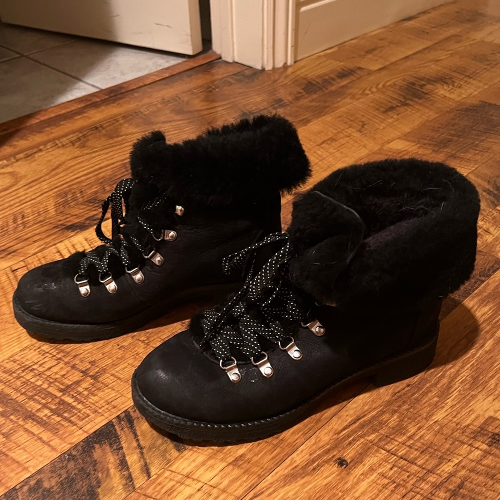 Black Jcrew fur lined boots